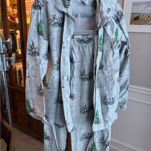 Cozy Harry Potter Pottery Barn Teen Pajamas.